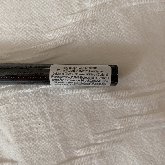 Ciaté London Fierce Flicks Eyeliner - Picture 2 of 3
